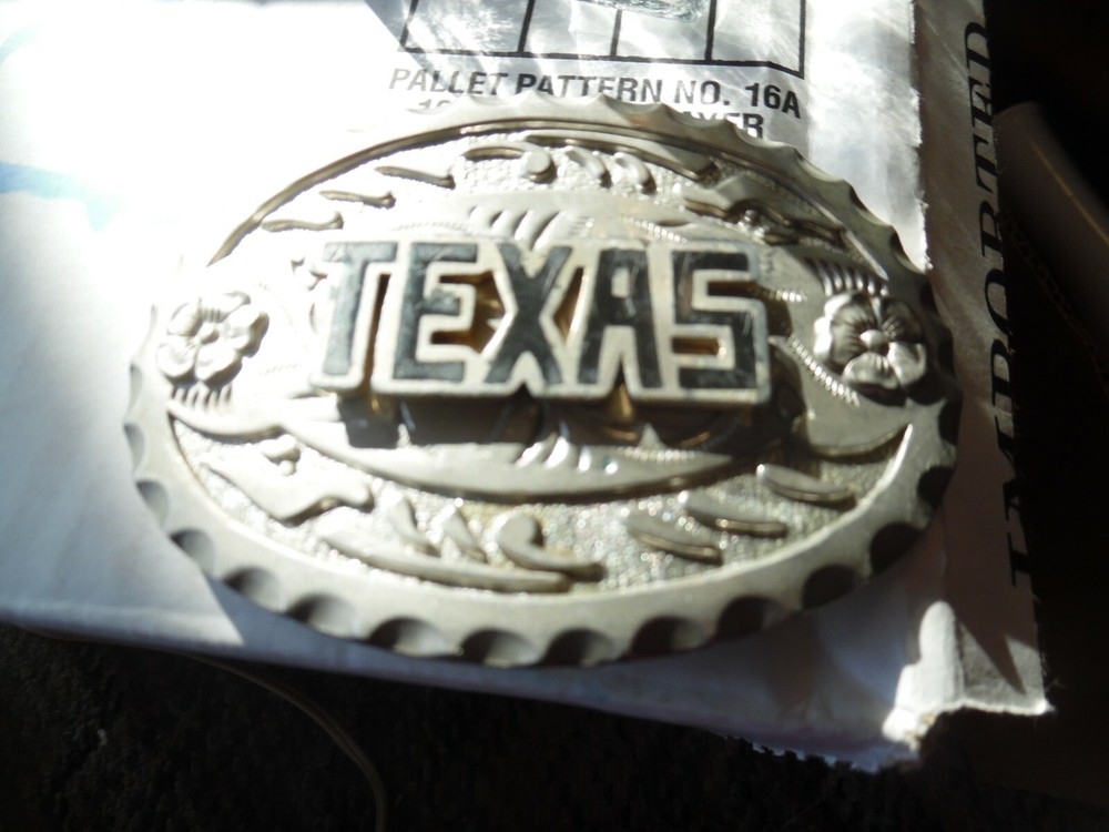 Silver & black Texas belt buckle 4&Prime; x 3&Prime;
