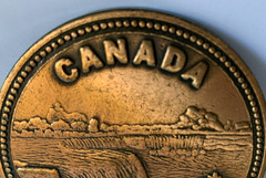 Vintage 90s Canada Niagara Falls Circular Belt Buckle – Canada Century