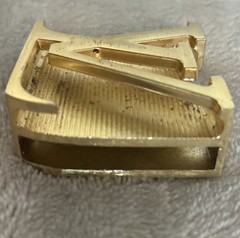 Louis Vuitton Belt Buckle LV Gold Tone 1.5&Prime; Unisex #M0568U Vintage