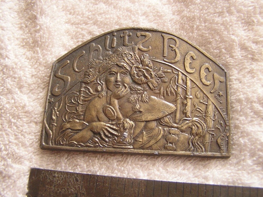 Vintage Schlitz Beer Belt Buckle Art Nouveau Woman N-168