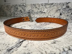 WINDMILL HANDTOOLED Leather w/ USA Silver Tone Vintage Western Belt Buckle Oval