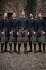 Stag&rsquo;s Head Bronze Kilt Belt Buckle – Made in Scotland